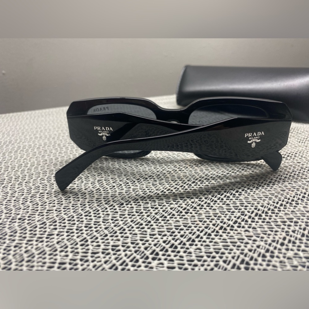 Prada PR 17WS Angular Black Sunglasses - Picture 13 of 15
